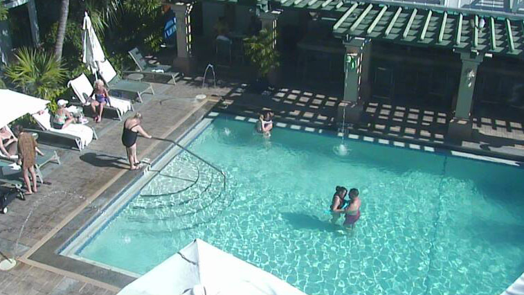 Southernmost Beach Resort: Pineapple Bar Cam